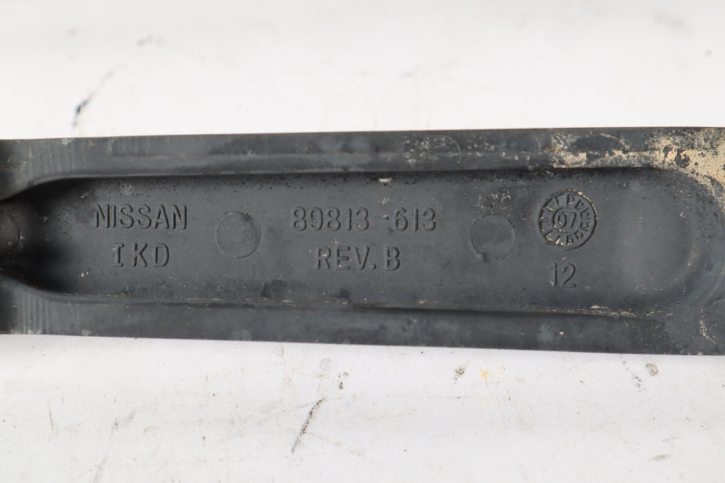 2004-2015 Nissan Armada Left & Right Windshield Wiper Set OEM