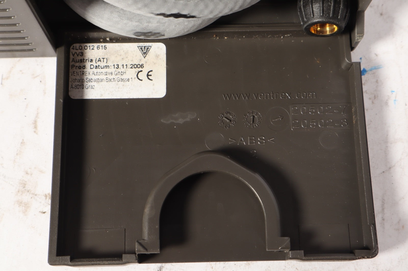2007-2023 AUDI Q7 EMERGENCY COMPRESSOR TIRE INFLATOR TOOL BOX OEM