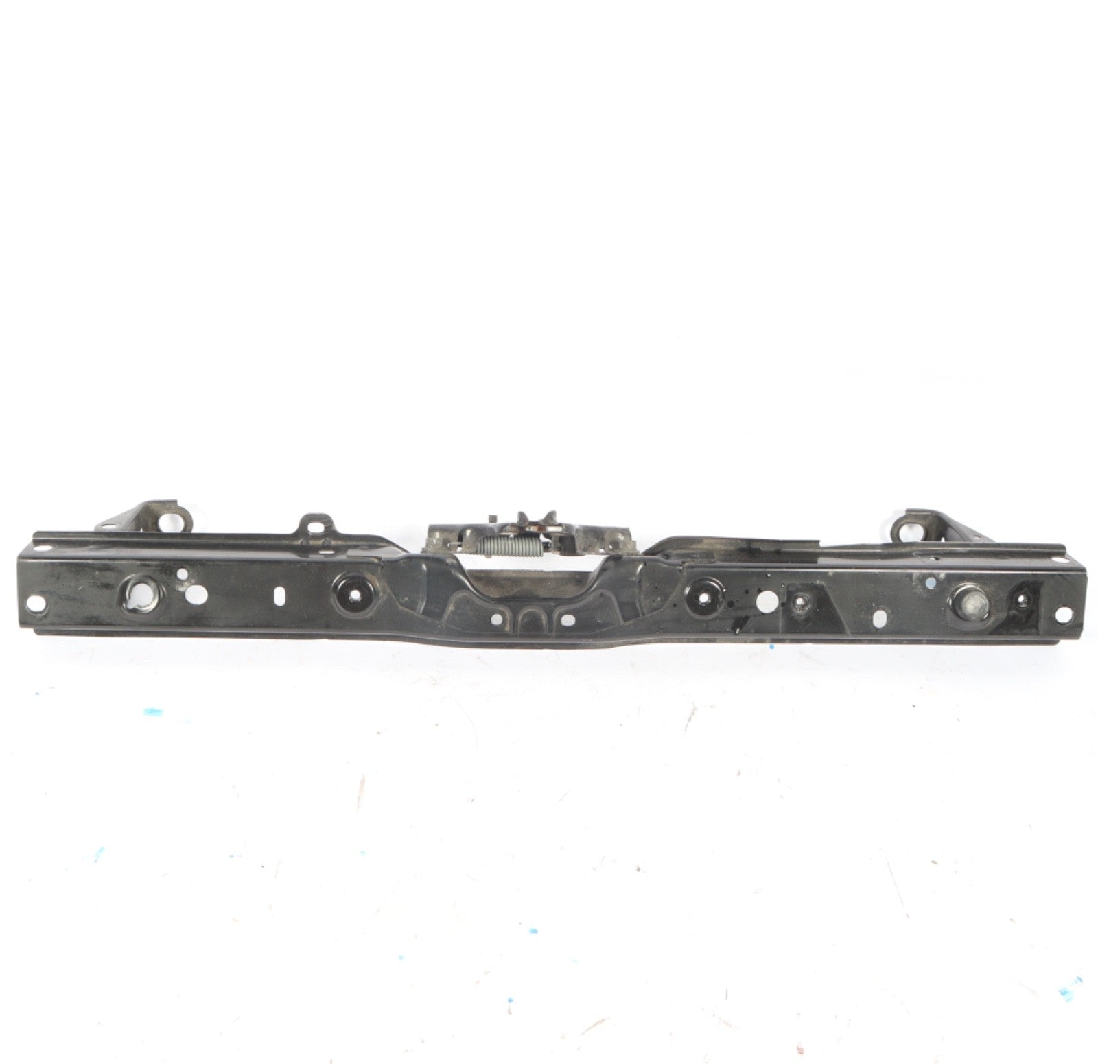 2013-2022 NISSAN LEAF UPPER RADIATOR SUPPORT OEM