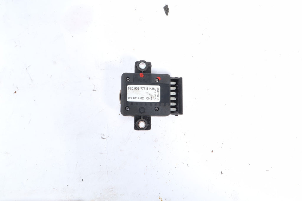 2009-2017 AUDI A4 Q5 LEFT DRIVER POWER LUMBAR SEAT CONTROL SWITCH OEM 8E0959777B