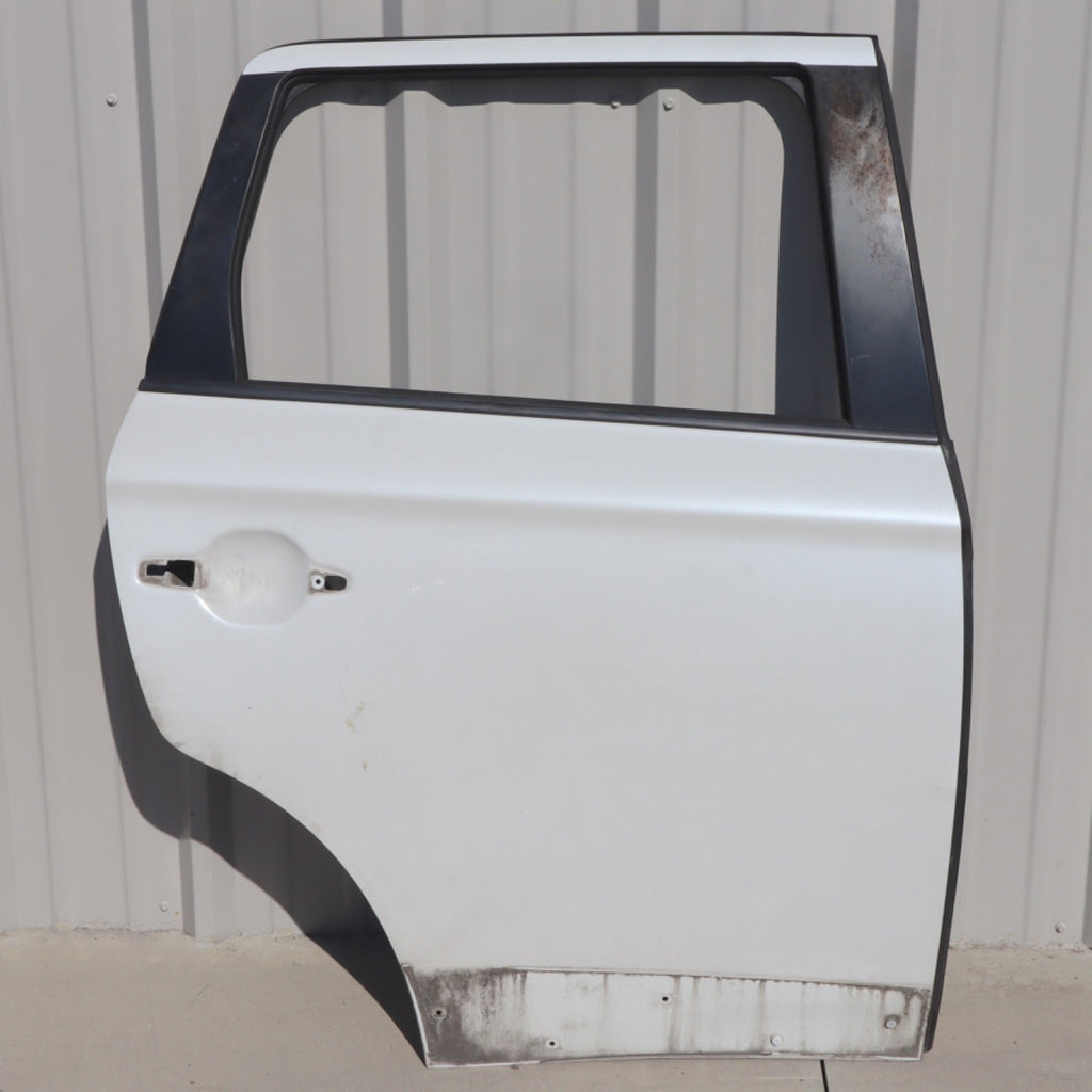 2016-2020 MITSUBISHI OUTLANDER REAR RIGHT SIDE DOOR SHELL PANEL OEM