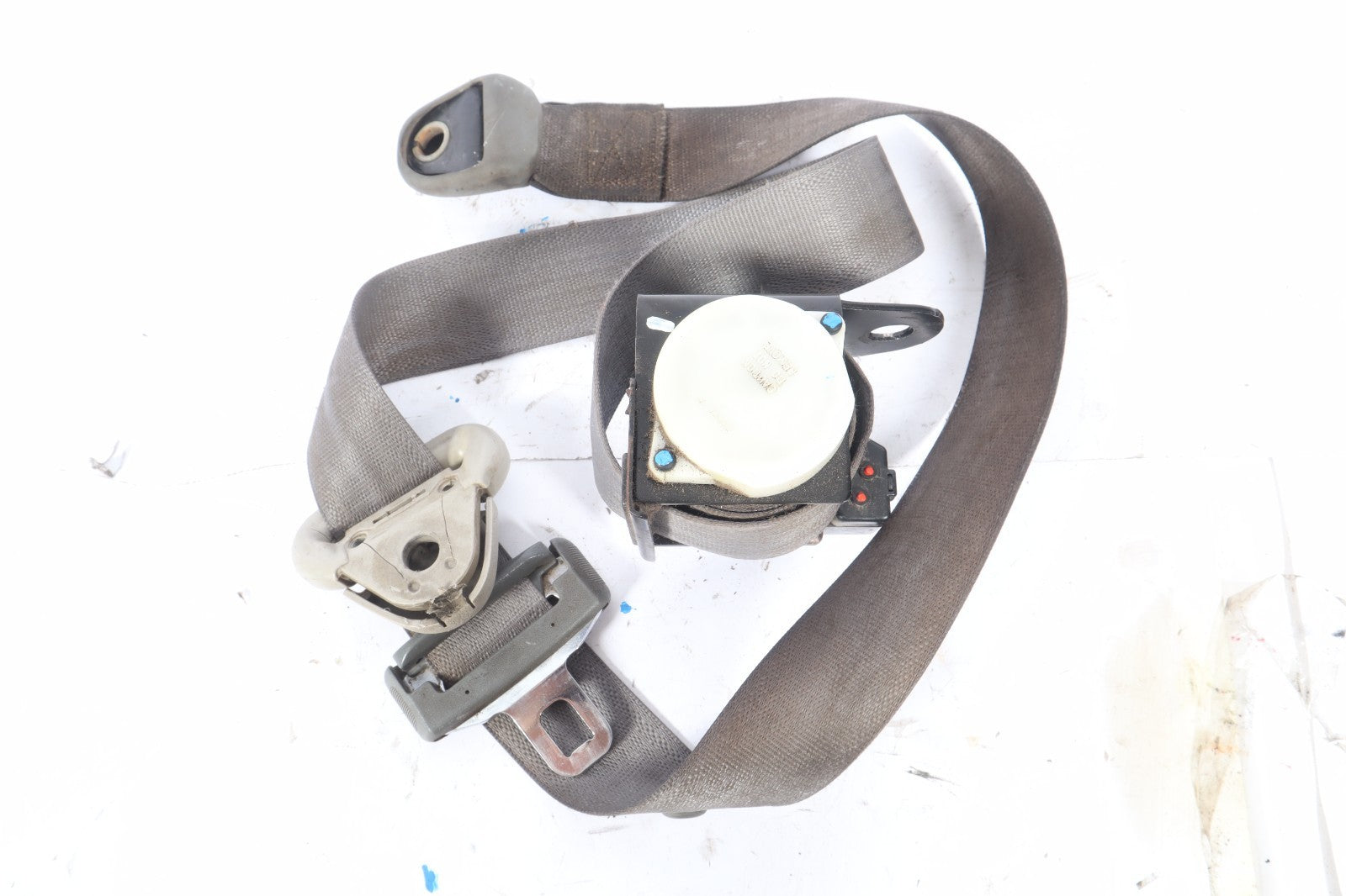 2005-2007 DODGE CARAVAN FRONT SEAT BELT RETRACTOR LEFT DRIVER SIDE OEM