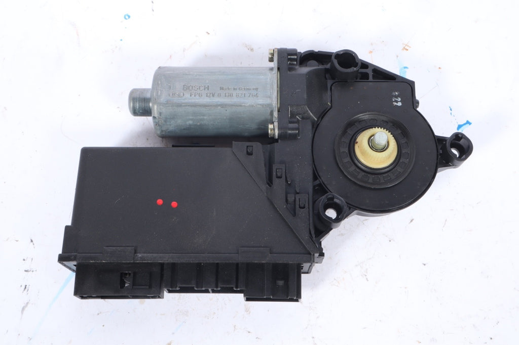 2006-2008 AUDI A4 3.2L RIGHT FRONT RF WINDOW MOTOR OEM