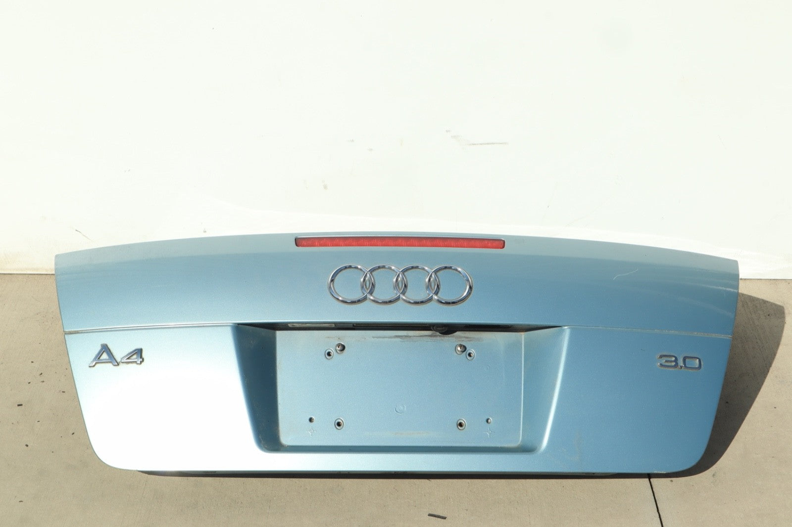 2004-2008 AUDI A4 CABRIOLET CONVERTIBLE TRUNK LID TAILGATE LIFTGATE OEM