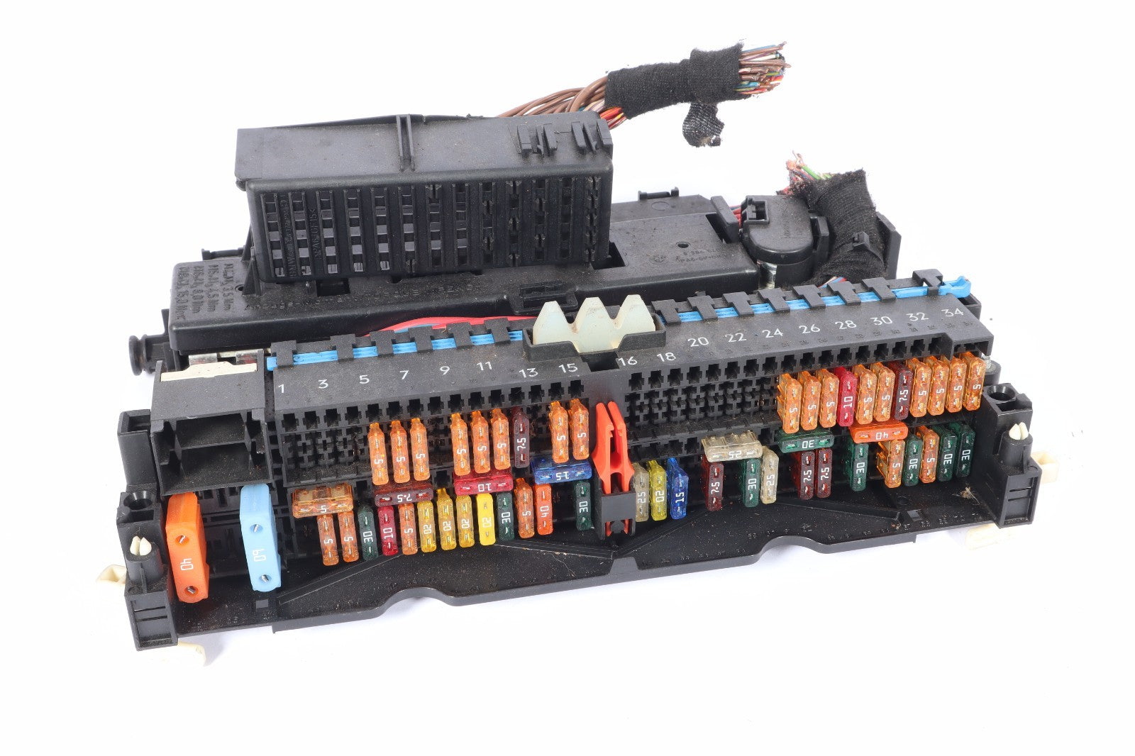 2004-2010 BMW X3 2.5L A/T POWER DISTRIBUTION INTERIOR FUSE BOX 8364540 OEM