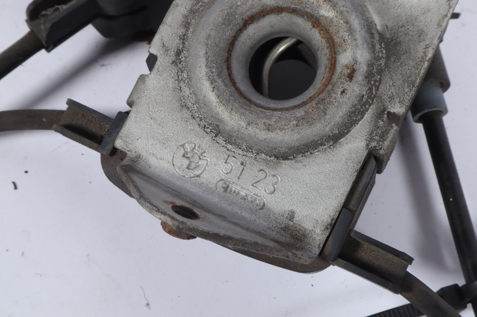2004 BMW X3 FRONT LOWER HOOD LOCK LATCH SPRING CATCH OEM