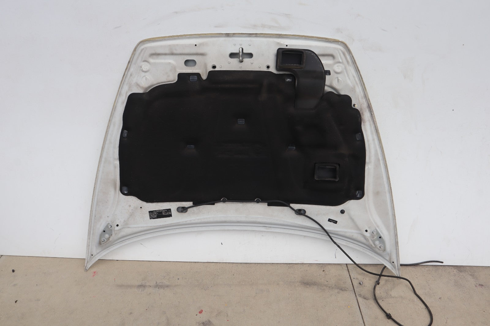 2006-2013 VOLVO C70 FRONT HOOD BONNET PANEL ASSEMBLY OEM ONLY PICK UP!!!