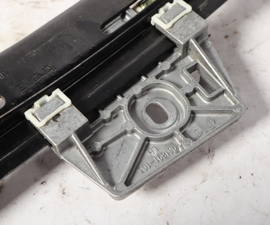 2014 Mercedes W207 E350 Coupe Front Left Door Window Regulator OEM