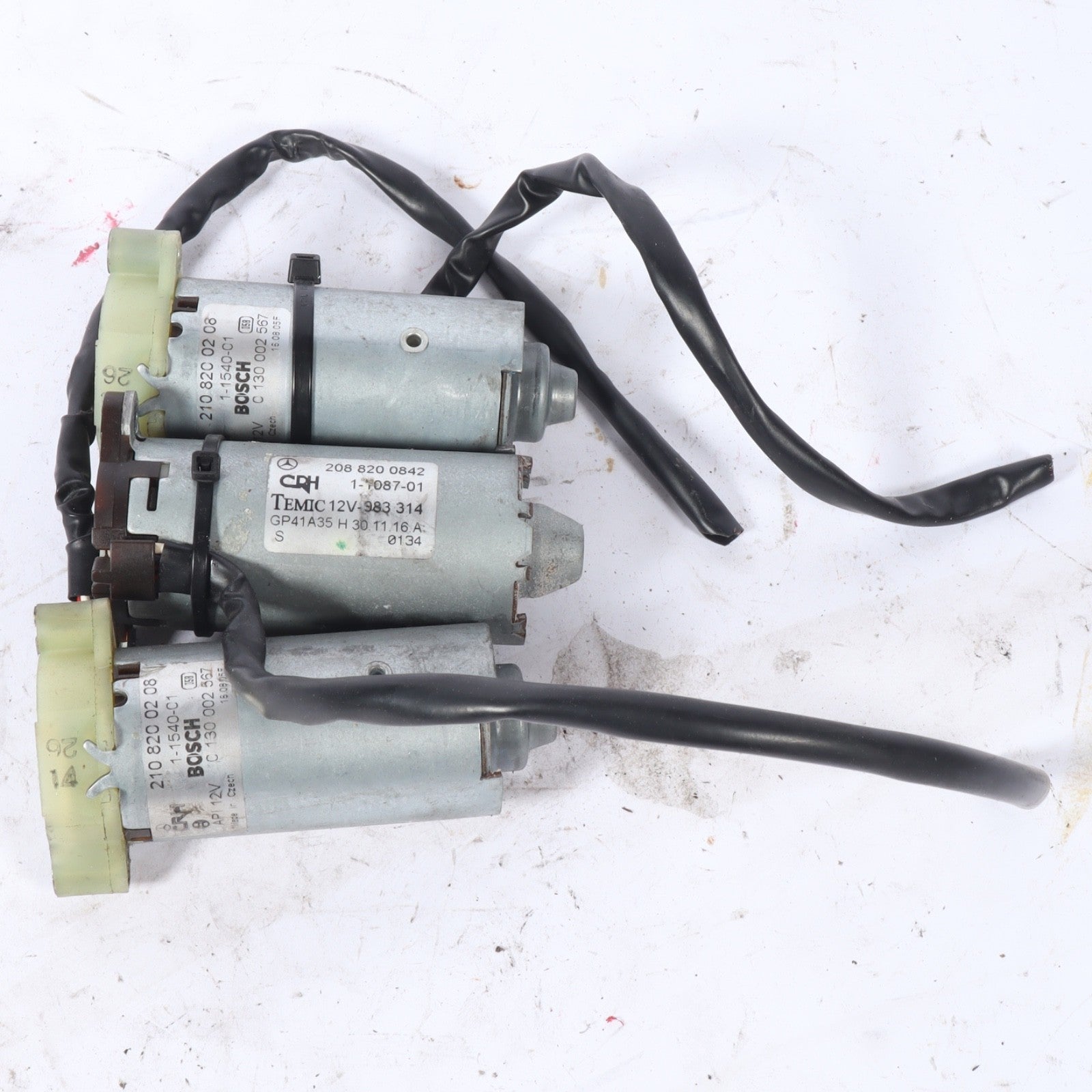  98-03 Mercedes W208 CLK430 CLK320 Front Right Seat Adjustment Control Motor OEM