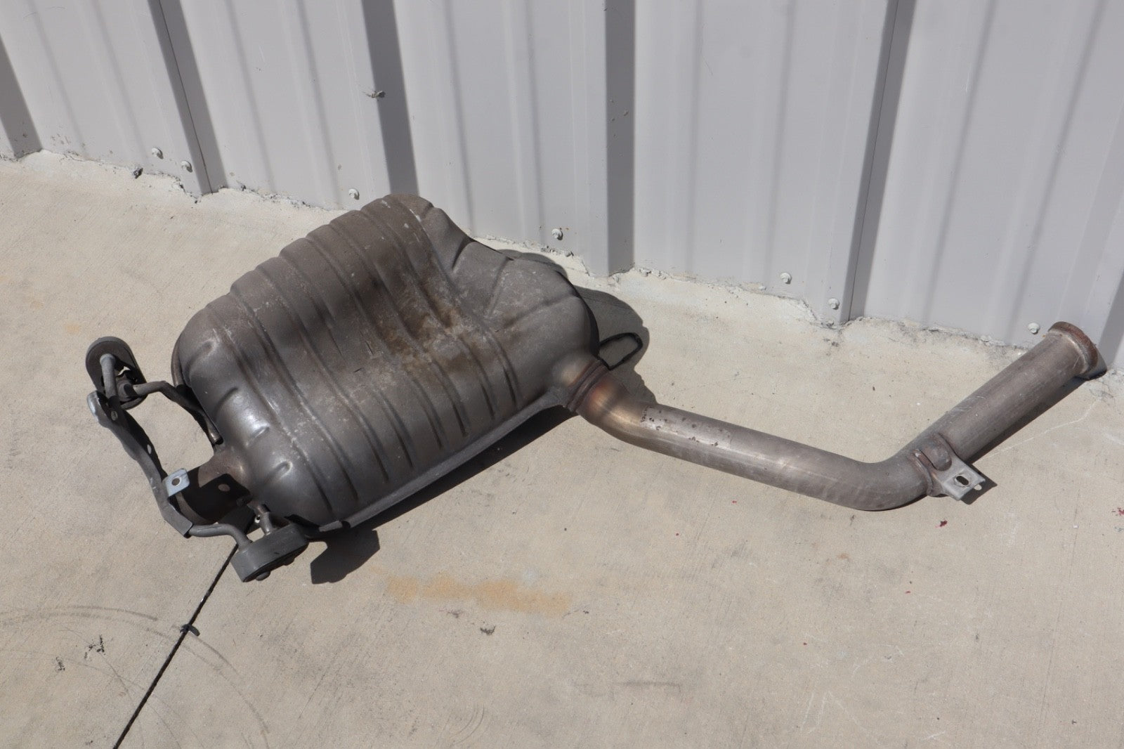 2014 MERCEDES-BENZ E350 COUPE EXHAUST SYSTEM MUFFLER SINGLE LINE PIPE OEM