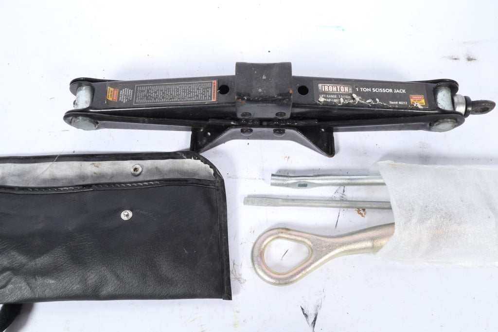 2011-2021 DODGE CHARGER JACK ASSEMBLY WITH JACK HANDLE AND  LUG OEM