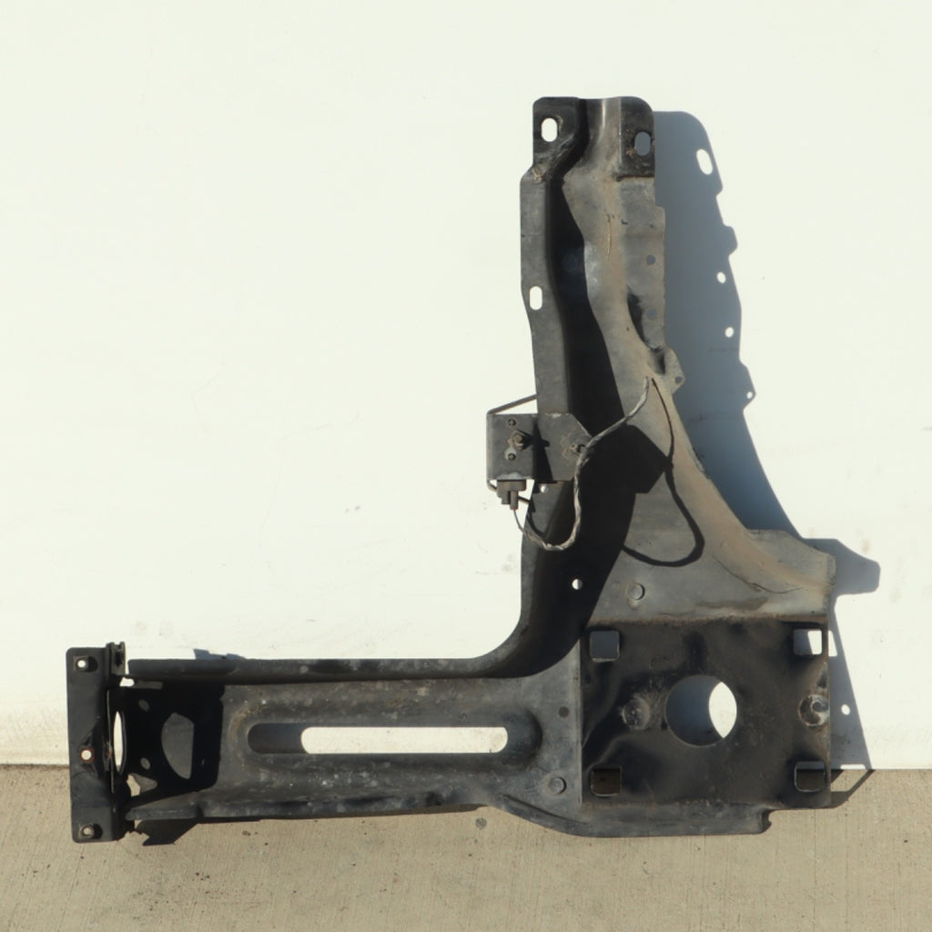 2007-2012 LAND ROVER RANGE ROVER RADIATOR RIGHT SIDE SUPPORT CORE BRACKET OEM