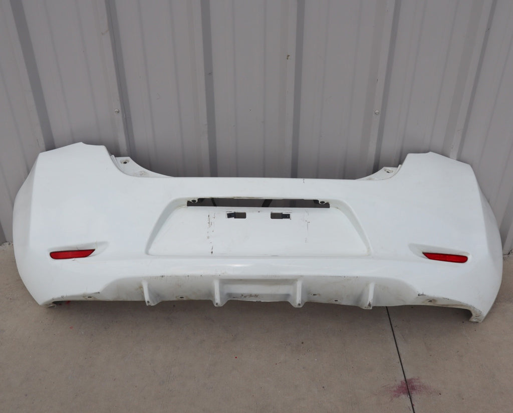 2013-2017 NISSAN LEAF REAR BUMPER COVER WHITE OEM ONLY PICK UP!!!