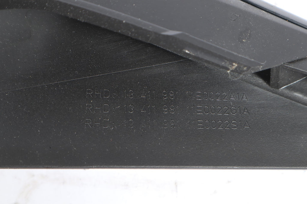 2016-2019 BUICK CASCADA INSTRUMENT PANEL CENTER BEZEL TRIM PLATE 13411981 OEM
