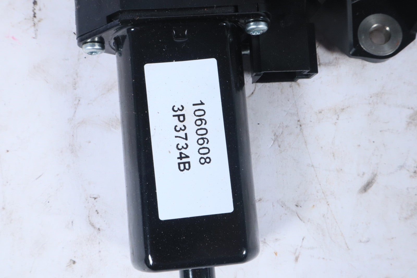 10-17 Mercedes W207 E350 E550 Convertible Front Right Seat Belt Adjuster OEM