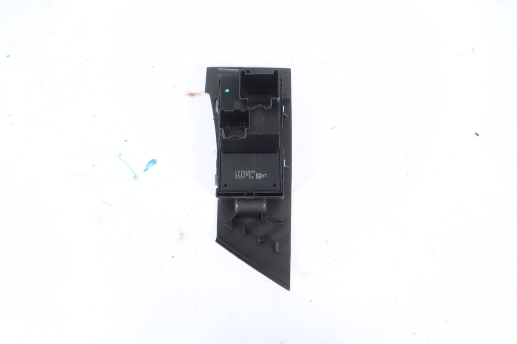 2016-2019 BUICK CASCADA RIGHT WINDOW SWITCH OEM
