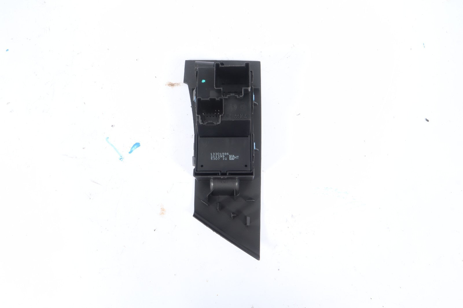 2016-2019 BUICK CASCADA RIGHT WINDOW SWITCH OEM