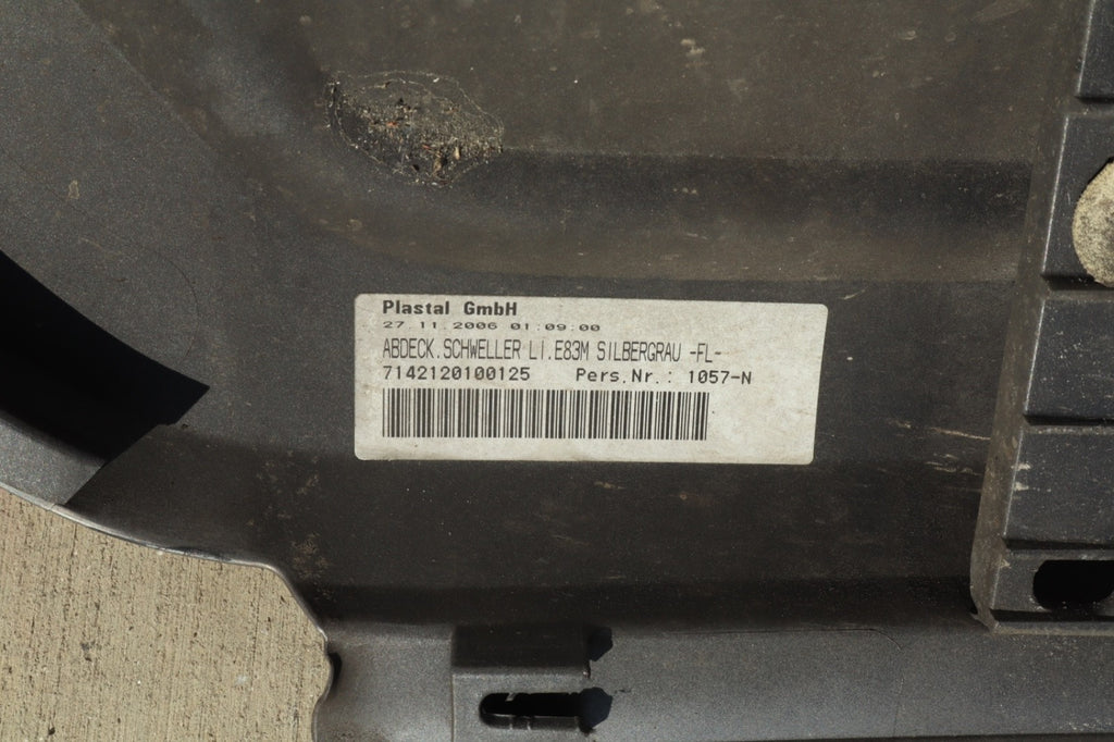 2004-2010 BMW X3 FRONT LEFT DRIVER SIDE SKIRT TRIM OEM 7142120100125
