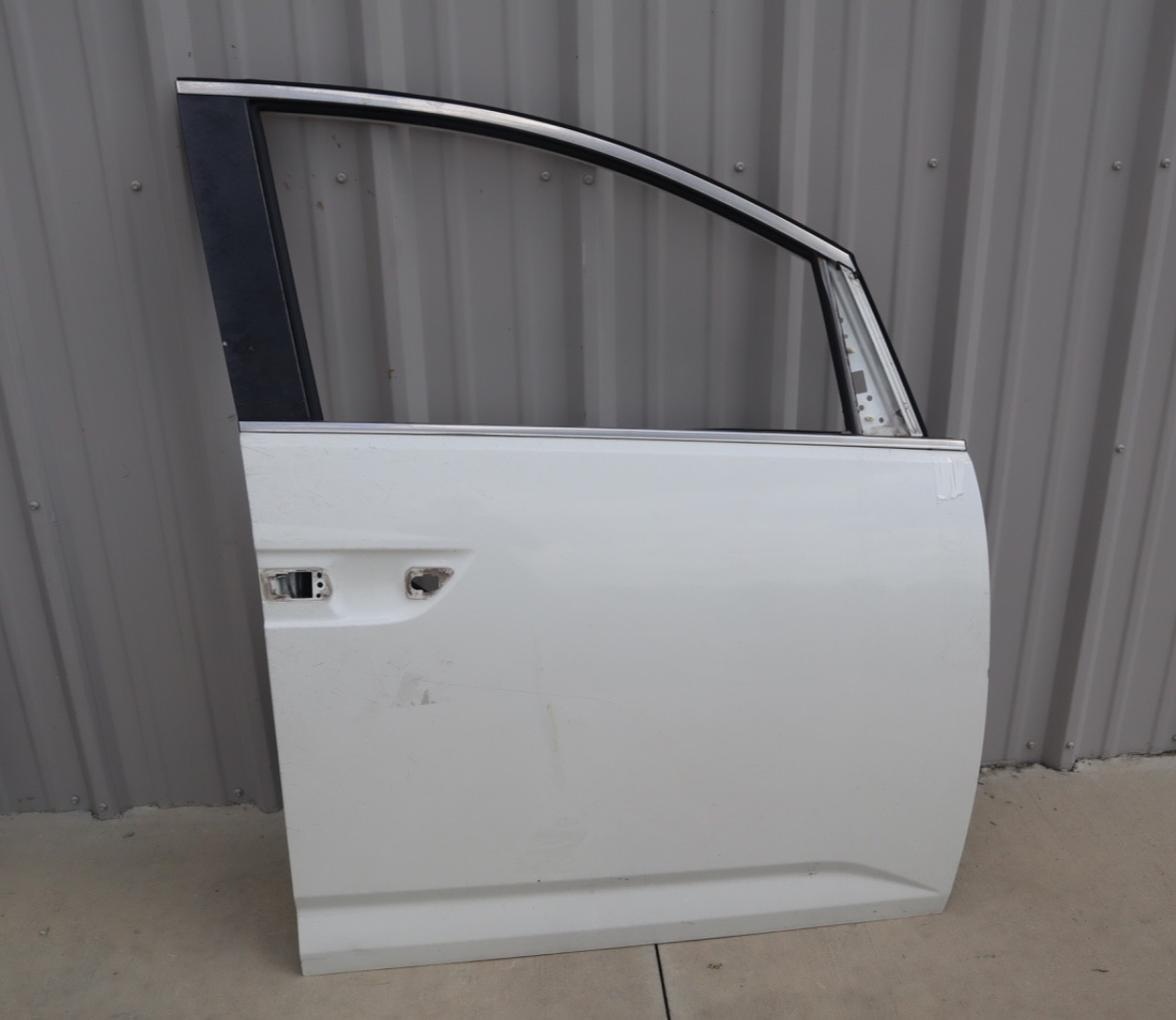 2011-2017 Honda Odyssey Front Right Driver Door Shell OEM