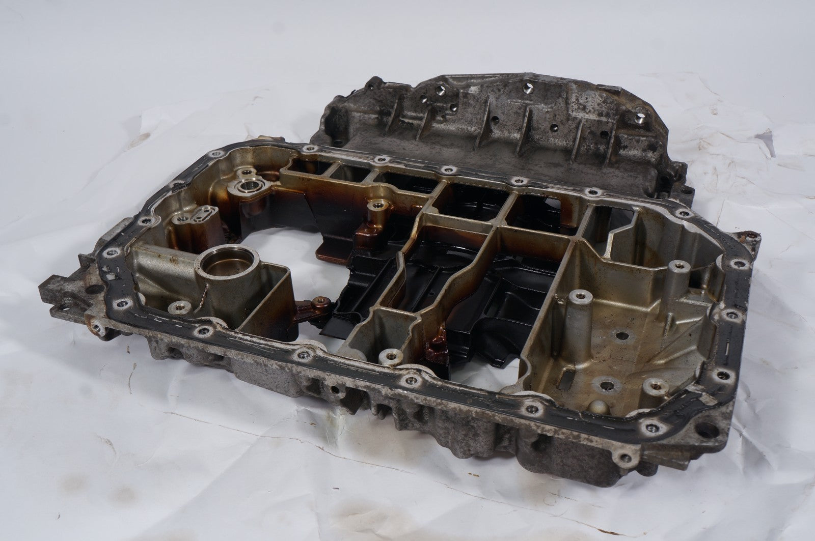 2012-2017 AUDI A6 S5 SQ5 (B8 8T C7 4G) 3.0L SUPERCHARGED ENGINE UPPER OIL PAN