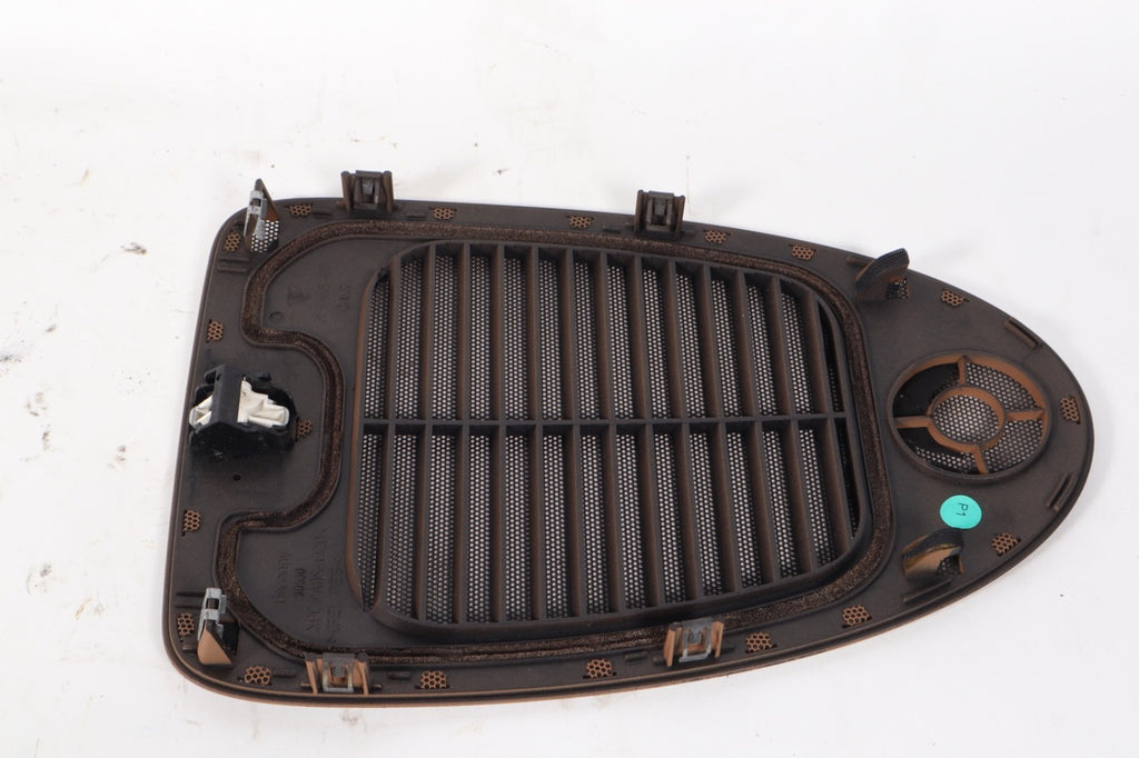 2004-2006  Porsche Cayenne Center Dash Grill Tan/Sand  7L5858189