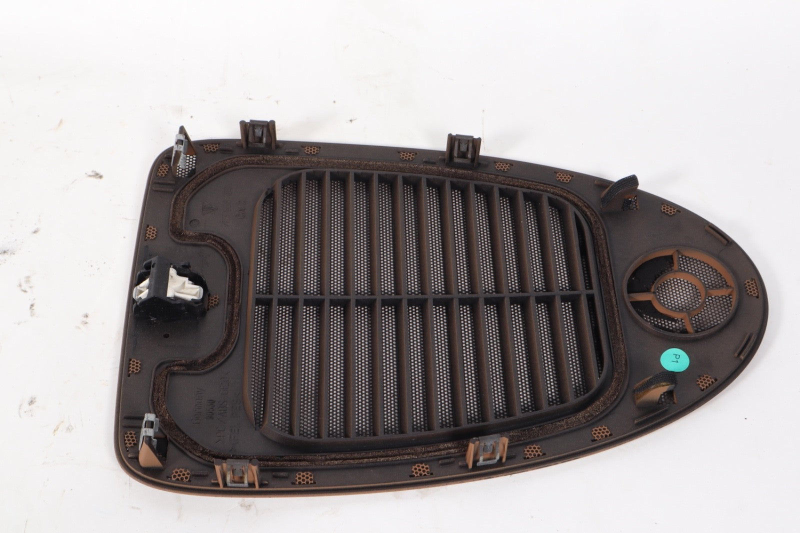 2004-2006  Porsche Cayenne Center Dash Grill Tan/Sand  7L5858189