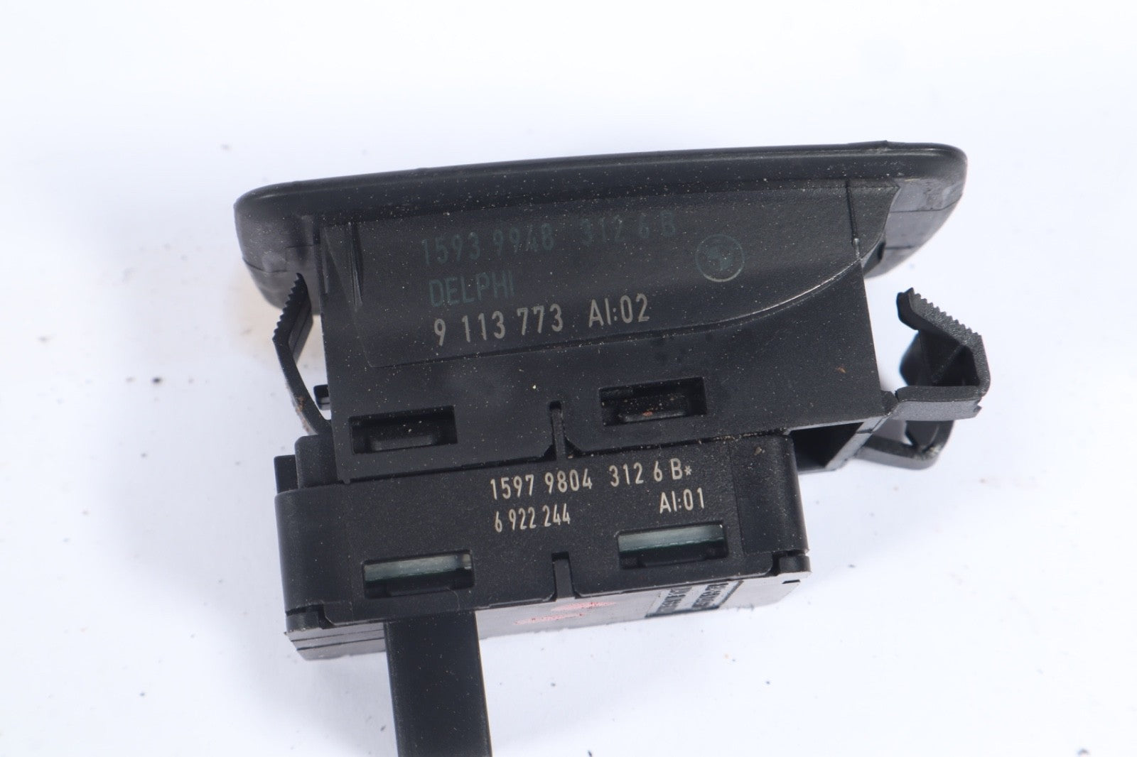 2004-2010 BMW X3 FRONT RIGHT PASSENGER SIDE DOOR WINDOW REGULATOR SWITCH OEM