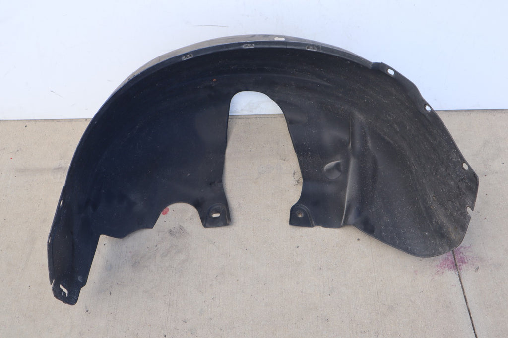 2006-2013 VOLVO C70 REAR DRIVER INNER QUARTER WHEEL PLASTIC LINER 30787471 OEM