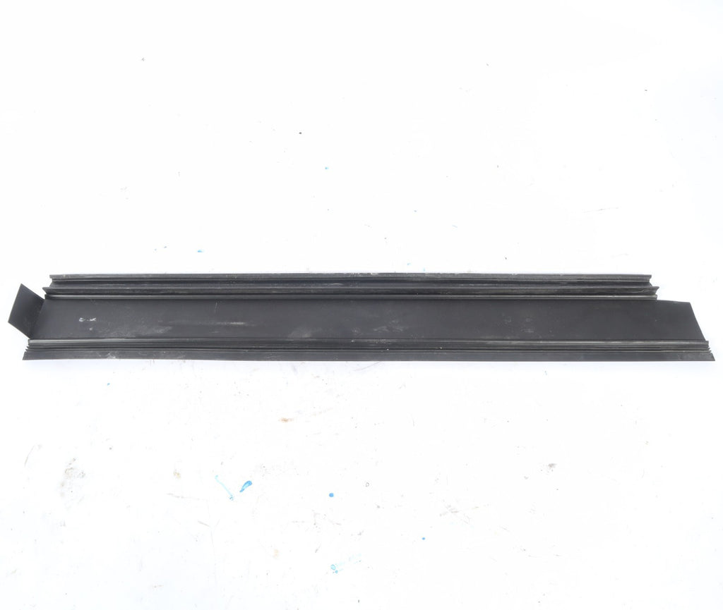 2016-2019 BUICK CASCADA RADIATOR-UPPER SEAL 13394456 OEM