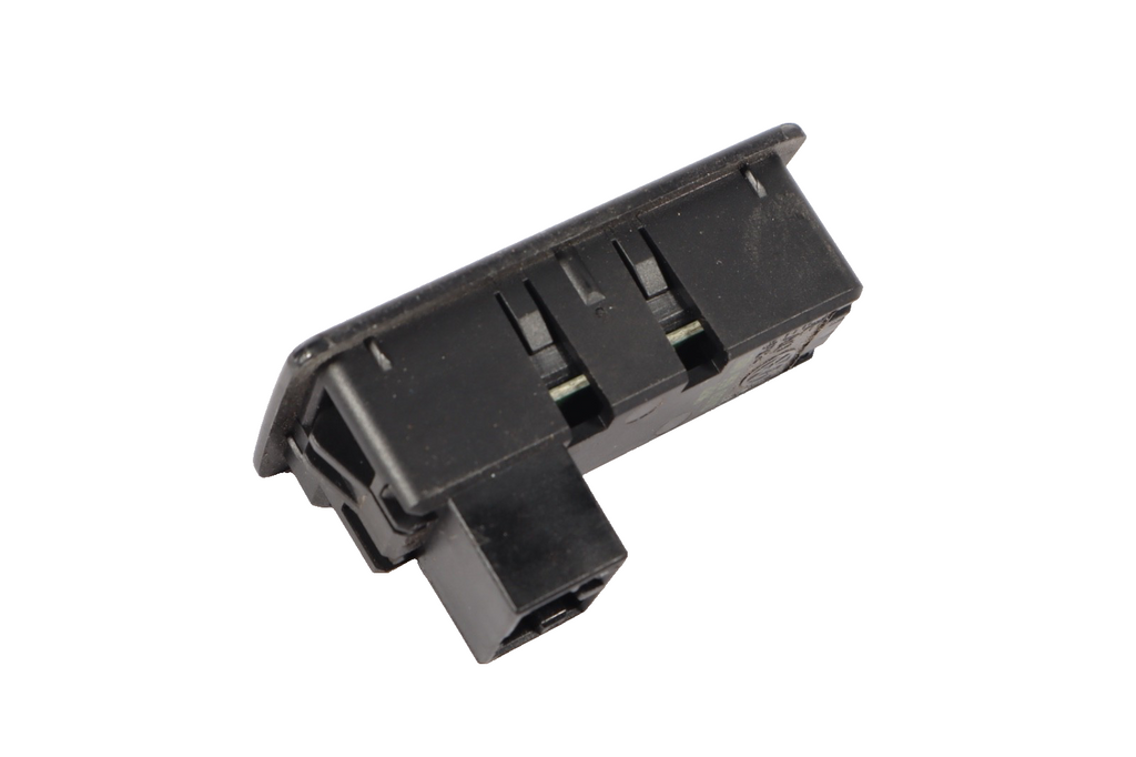 2007-2015 Audi  Q7 Trunk Close Button Switch  3D0959831C OEM