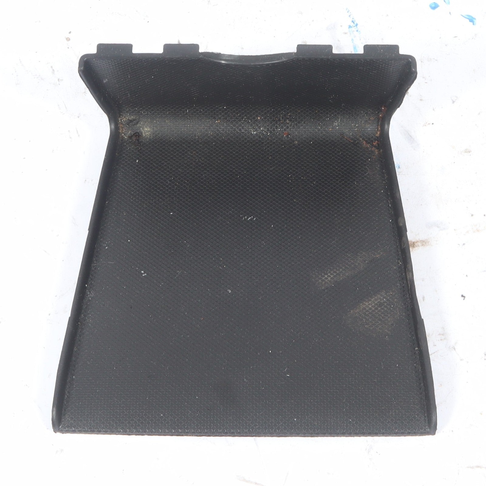 2016–2019 BUICK CASCADA CENTER CONSOLE RUBBER MAT TRIM OEM 13322672