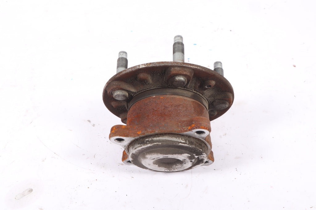 2016-2019 BUICK CASCADA REAR HUB LEFT OR RIGHT OEM