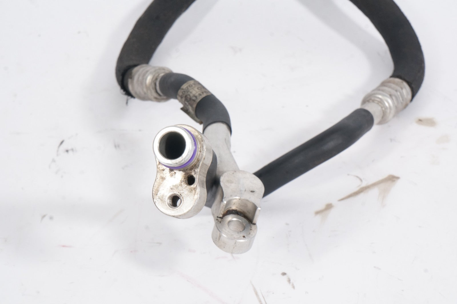 2012 - 2014 AUDI A6 A7 LOWER HIGH PRESSURE AC HOSE PIPE 4G0260701AT OEM