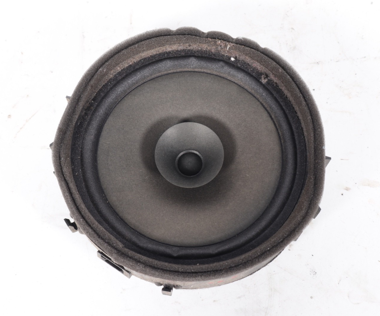 2008 - 2020 MITSUBISHI OUTLANDER REAR LEFT SIDE DOOR PANEL AUDIO SPEAKER OEM