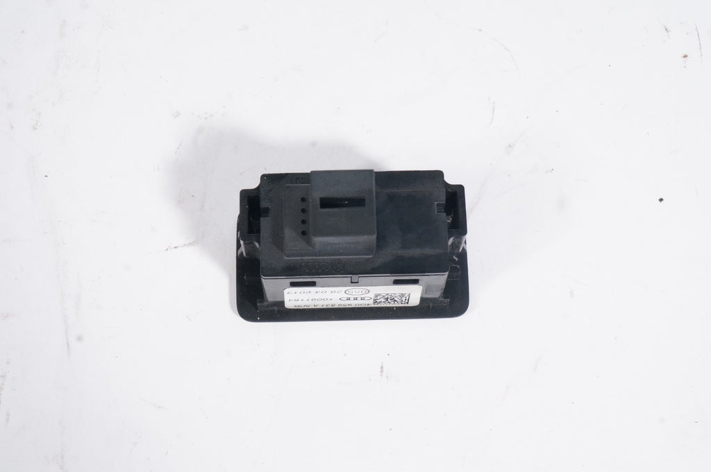 2012 - 2017 AUDI A7 TAILGATE LIFTGATE BACK DOOR RELEASE SWITCH BUTTON OEM