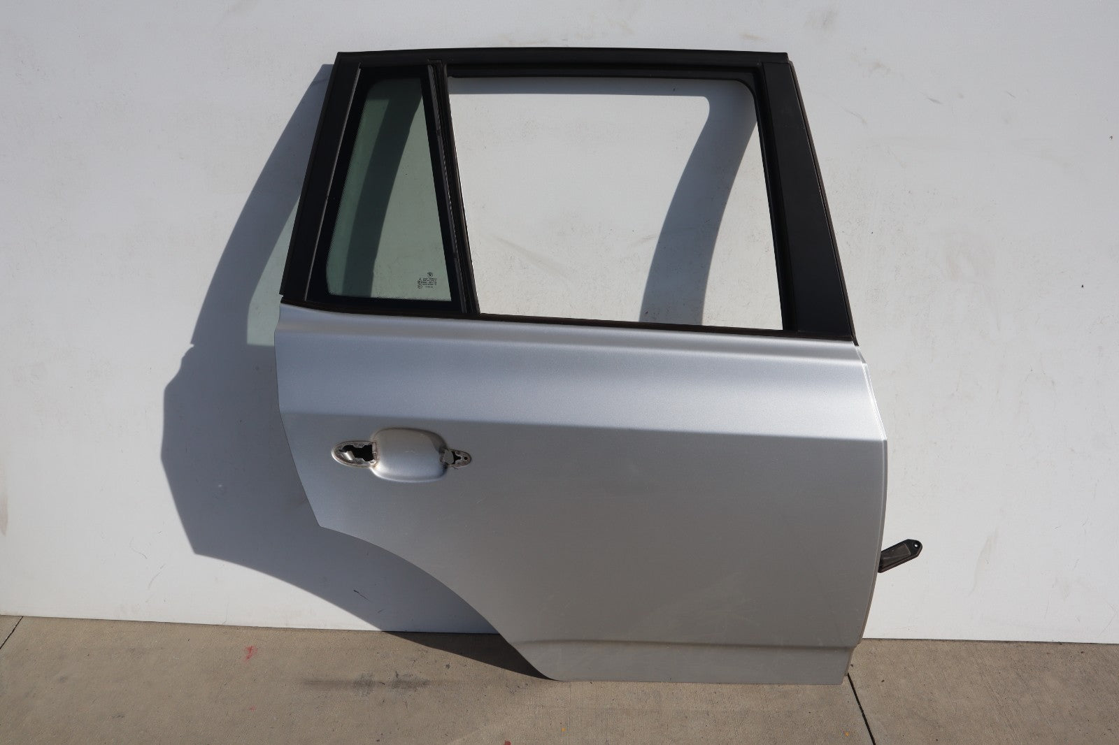 2004-2010 BMW X3 E83 REAR RIGHT SIDE DOOR SHELL OEM ONLY PICK UP!!!