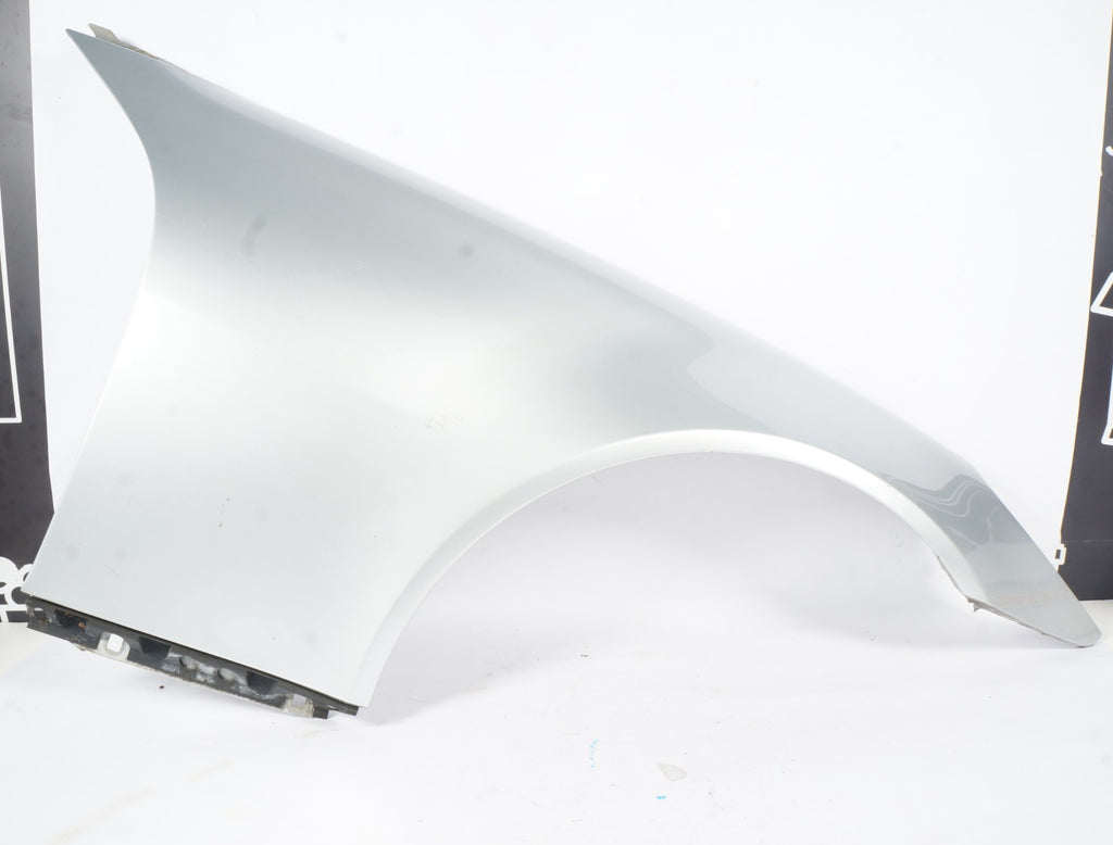 2005-2011 Mercedes R171 SLK280 SLK350 Front Right Side Fender Panel Assembly OEM