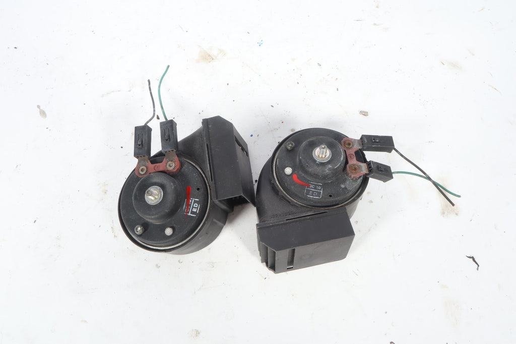 2013-2020 NISSAN PATHFINDER HIGH & LOW TONE HORNS  OEM