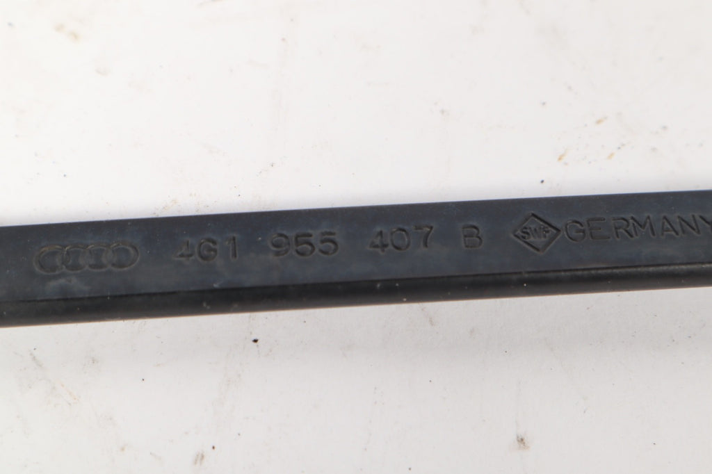 2012-2018 Audi A7 Quattro Front Left & Right Windshield Wiper Arm Set OEM