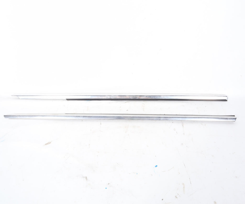 2010 - 2017 Mercedes E350 Rear Left And Right Quarter Panel Molding OEM
