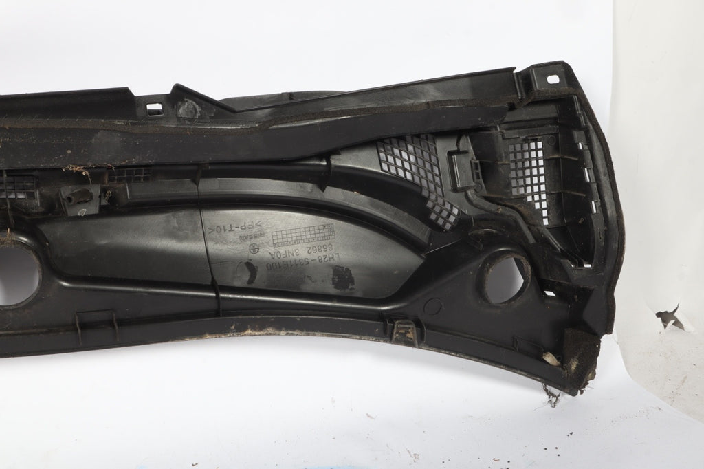 2013-2017 Nissan Leaf Cowl Panel Cover Grille Air Inlet Genuine OEM 668623NF0A