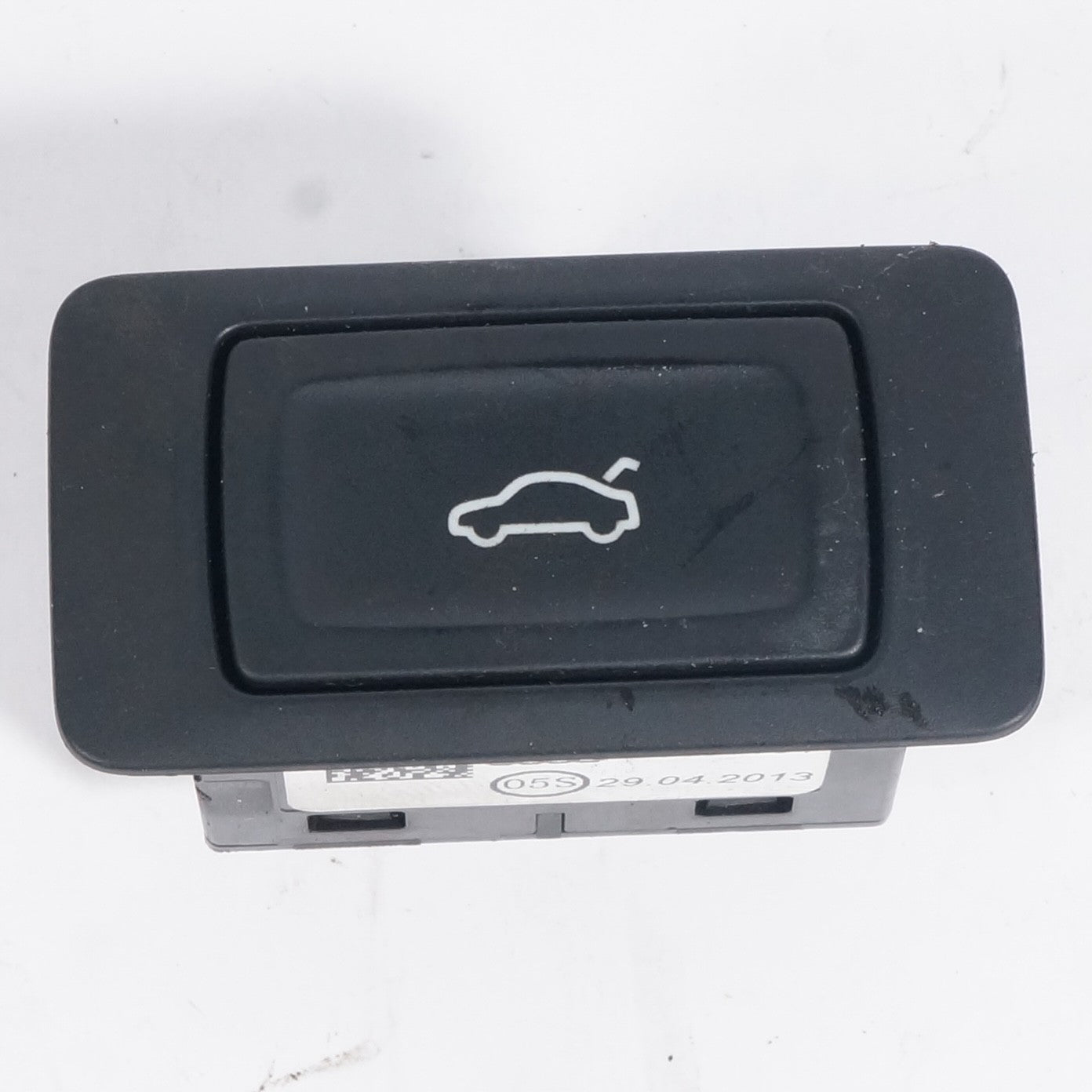 2012 - 2017 AUDI A7 TAILGATE LIFTGATE BACK DOOR RELEASE SWITCH BUTTON OEM