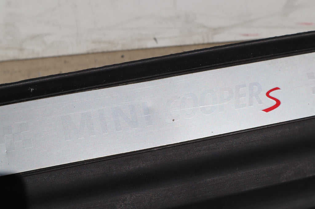 2011-2014 MINI COOPER R56 RIGHT PASSENGER SIDE SKIRT ROCKER PANEL TRIM OEM