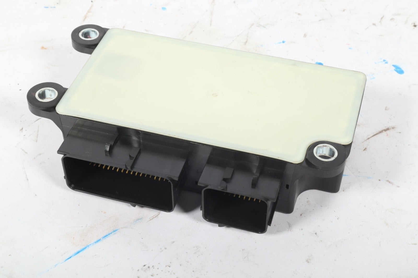 2017-2020 CHEVROLET SONIC  CONTROL MODULE 13507992 OEM