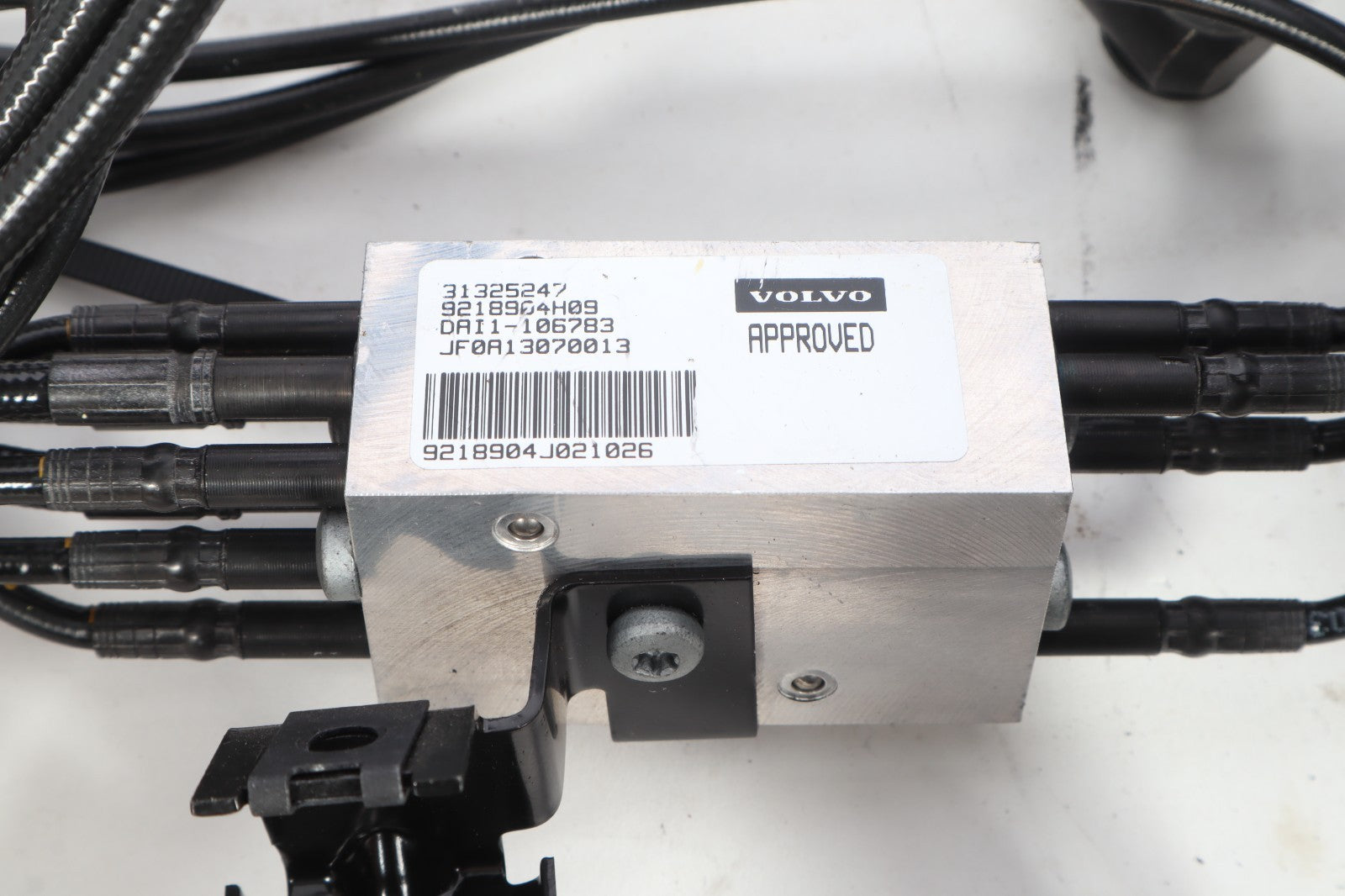 2006-2013 VOLVO C70 ROOF MOTOR HYDRAULIC SHOCKS OEM