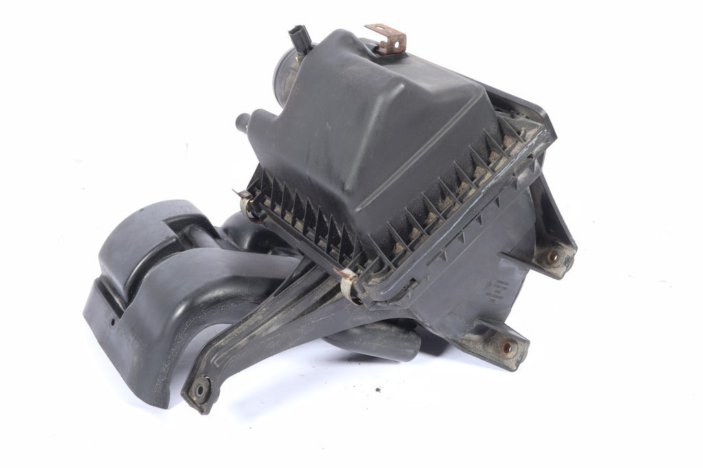 2009-2020 DODGE JOURNEY AIR CLEANER BOX ASSEMBLY 68060812AA OEM