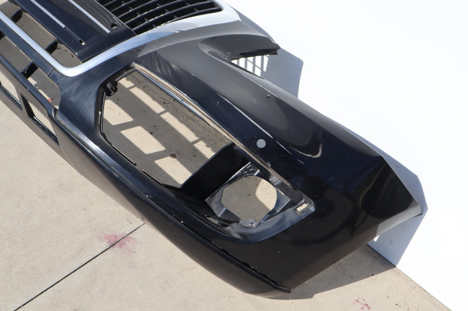 2009-2012 AUDI Q5 FRONT BUMPER COVER OEM ONLY PICK UP!!!