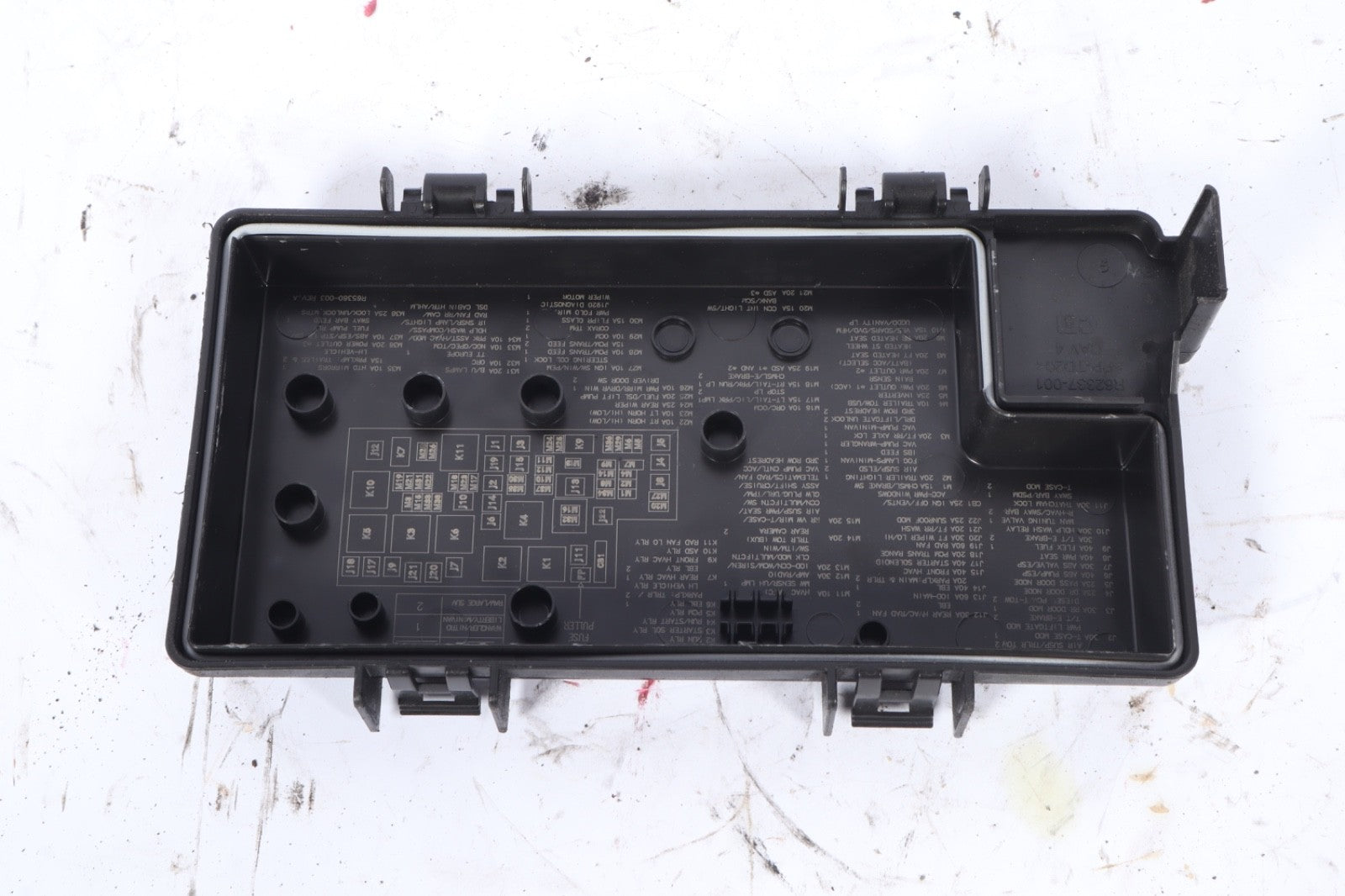 2008-2010 Chrysler Town & Country Grand Caravan Engine Relay Fuse Box Cover Lid