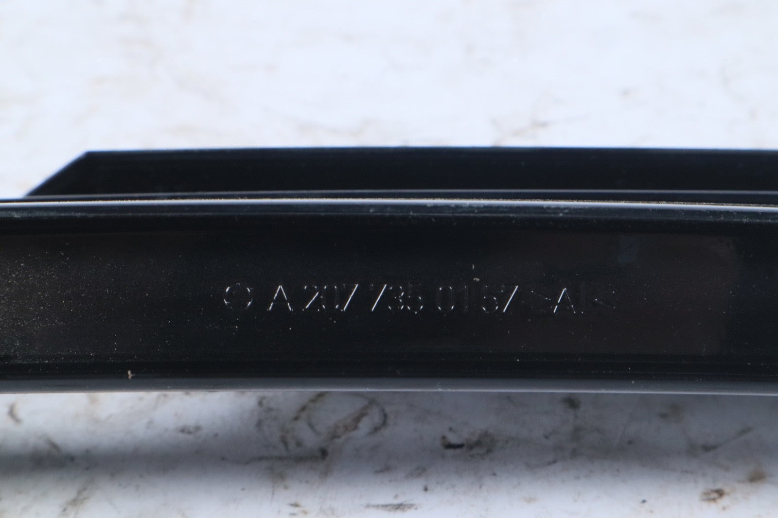 2010-2014 Mercedes E350 W207 Rear Quarter Glass Division Bar Set Molding OEM
