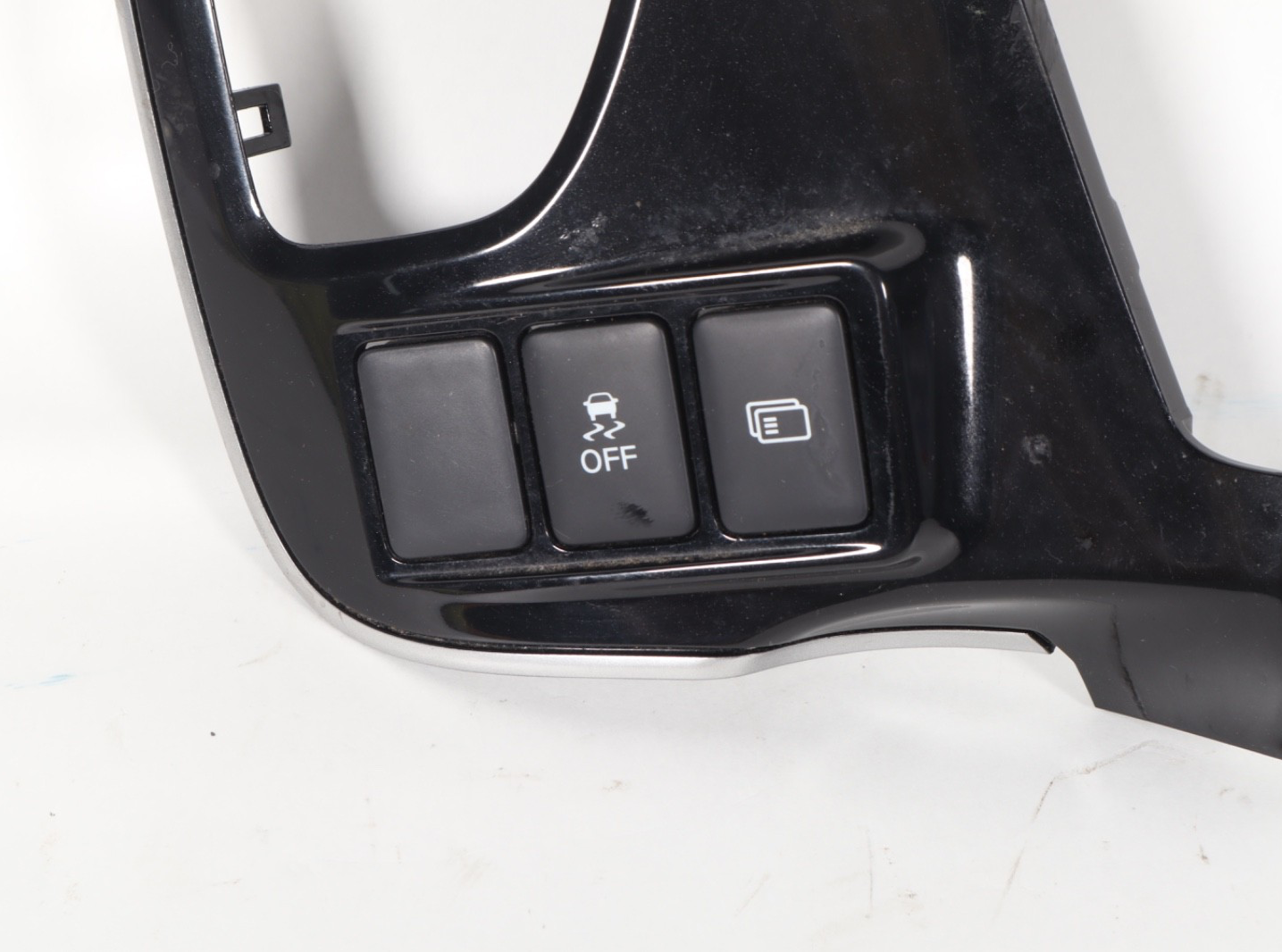 14-20 MITSUBISHI OUTLANDER Dash LH Driver Molding Air Vent 8030A201 OEM
